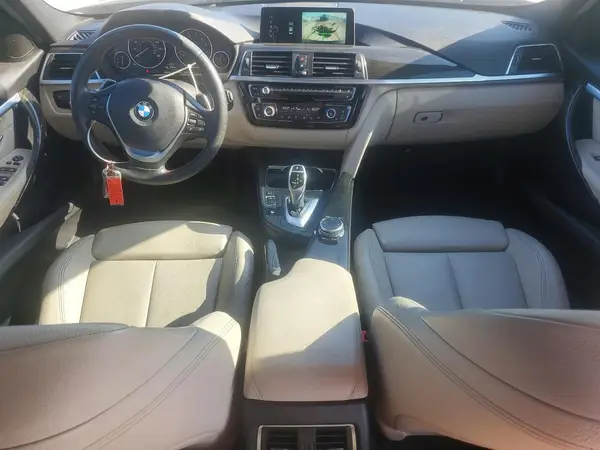 WBA8D9C59HK677712 2017 BMW 3ER - Image 8