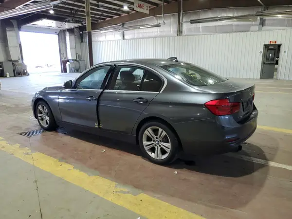 WBA8D9C59HK678181 2017 BMW 3ER - Image 2