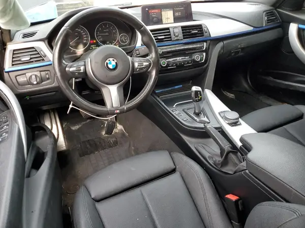 WBA8D9C59JA013972 2018 BMW 3ER - Image 8