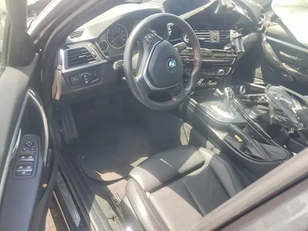 WBA8D9C59JA614301 2018 BMW 3ER - Image 8