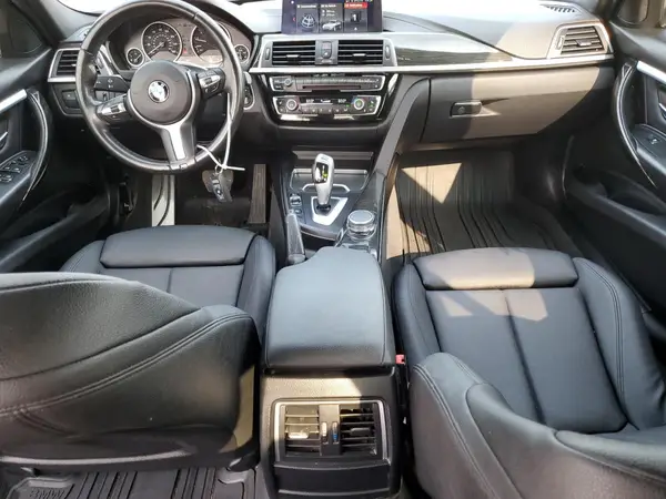 WBA8D9C59JA614377 2018 BMW 3ER - Image 8