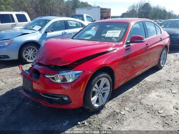 WBA8D9C59JEM32509 2018 BMW 3ER - Image 2
