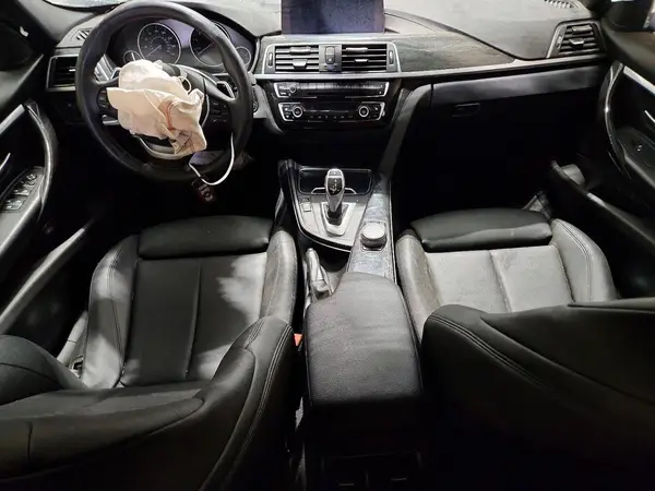 WBA8D9C59JEM33319 2018 BMW 3ER - Image 8