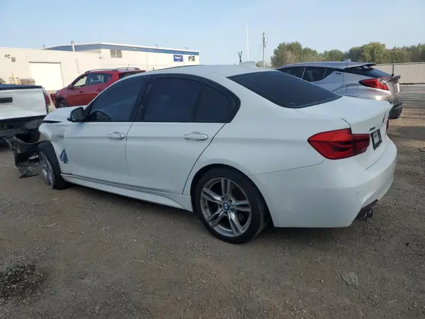 WBA8D9C5XJA608152 2018 BMW 3ER - Image 2