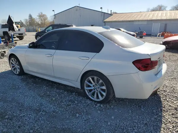 WBA8D9C5XJA608295 2018 BMW 3ER - Image 2