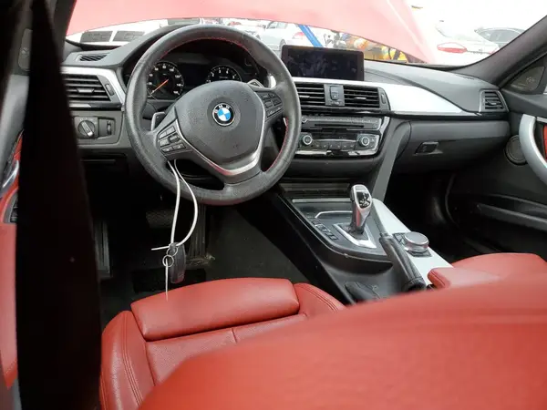 WBA8D9C5XJA614243 2018 BMW 3ER - Image 8