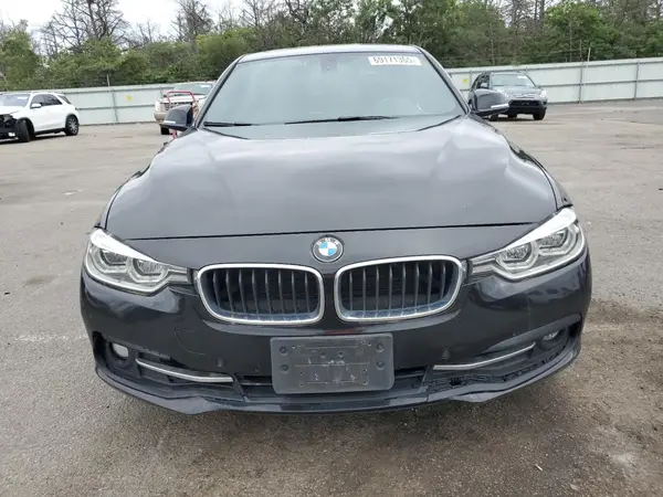 2018 BMW 3 Series COPART lot 69171365 auction photo 5
