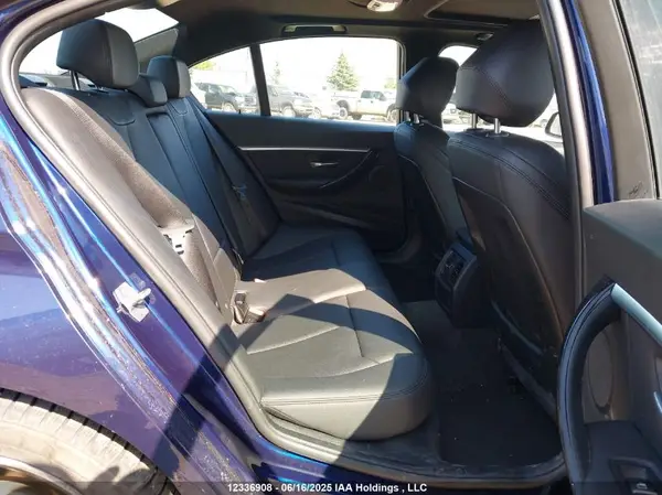 WBA8D9C5XJEM33006 2018 BMW 3ER - Image 8