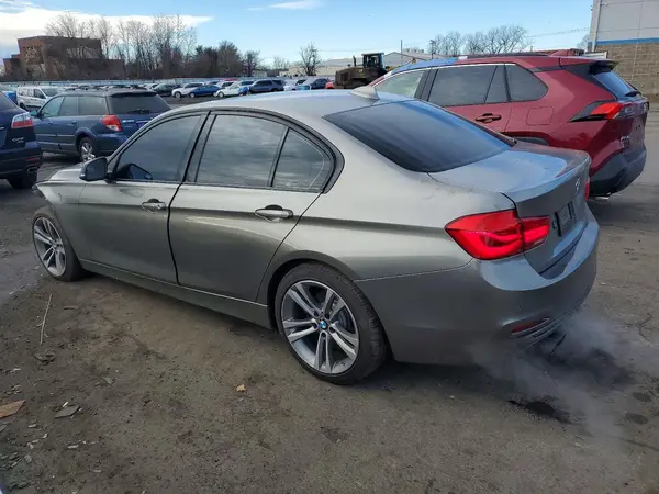 WBA8D9G30HNU64364 2017 BMW 3ER - Image 2