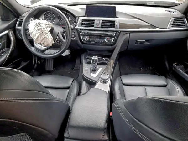 WBA8D9G30HNU64784 2017 BMW 3ER - Image 8