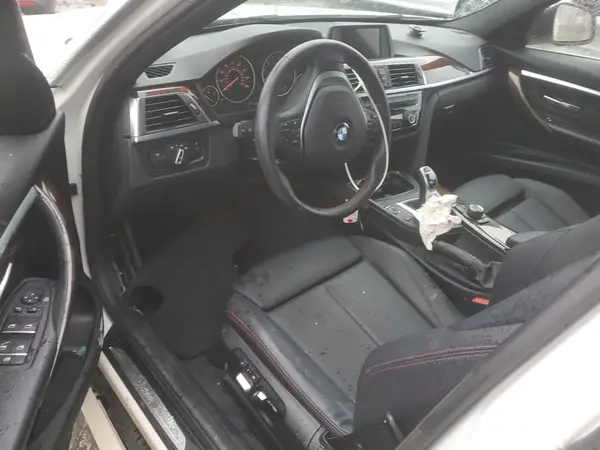 WBA8D9G30HNU65191 2017 BMW 3ER - Image 8