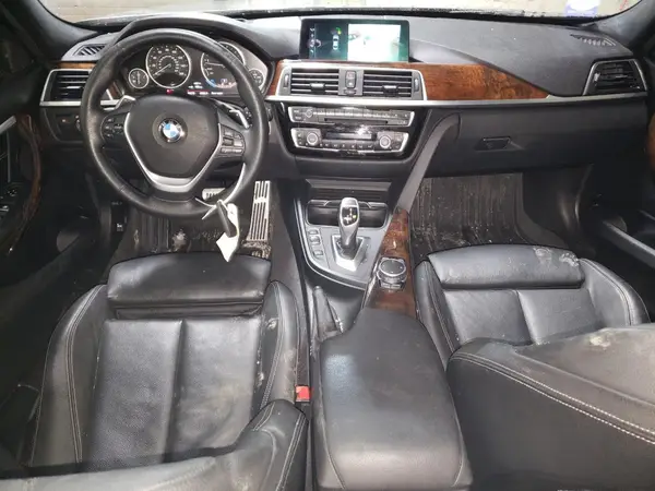 WBA8D9G31HNU61439 2017 BMW 3ER - Image 8