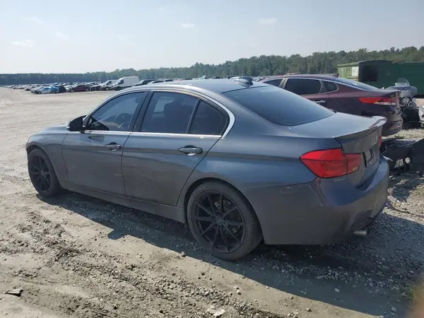 WBA8D9G31HNU61456 2017 BMW 3ER - Image 2