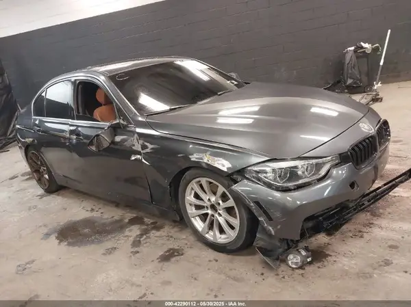 WBA8D9G31HNU62607 2017 BMW 3ER - Image 1
