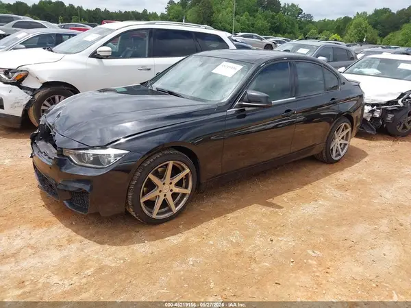 WBA8D9G31HNU63482 2017 BMW 3ER - Image 2