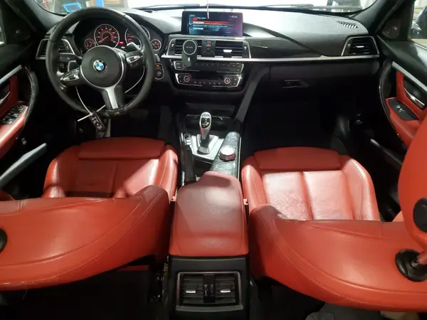 WBA8D9G31HNU63935 2017 BMW 3ER - Image 8