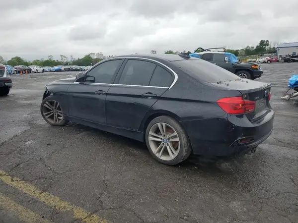 WBA8D9G31HNU64549 2017 BMW 3ER - Image 2