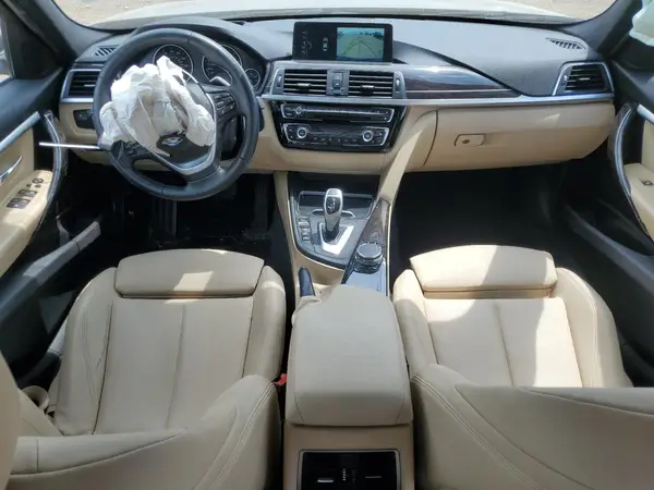 WBA8D9G31HNU65264 2017 BMW 3ER - Image 8
