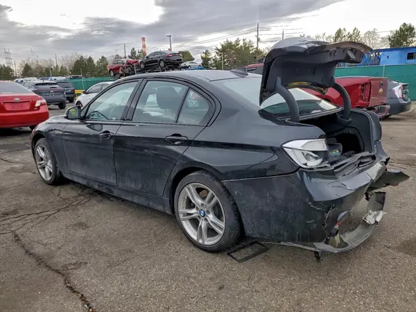 WBA8D9G31HNU66592 2017 BMW 3ER - Image 2