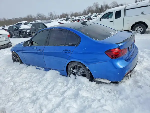 WBA8D9G32HNU62776 2017 BMW 3ER - Image 2
