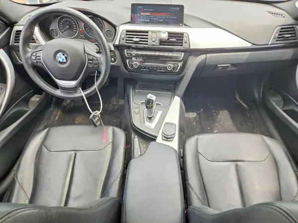 WBA8D9G32HNU63734 2017 BMW 3ER - Image 8
