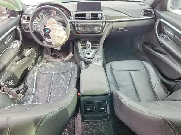 WBA8D9G32HNU65323 2017 BMW 3ER - Image 8