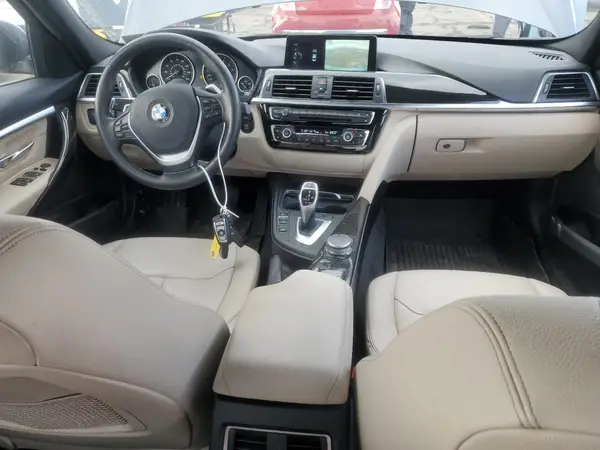 WBA8D9G32HNU66195 2017 BMW 3ER - Image 8