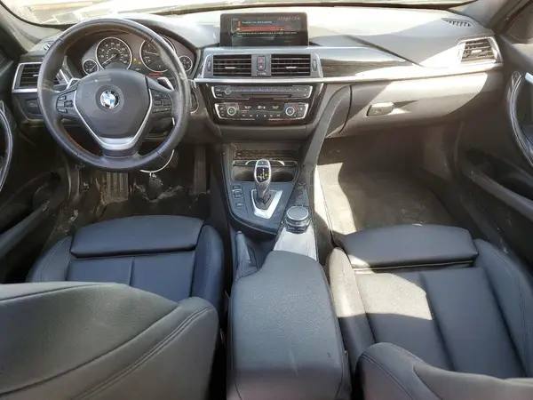 WBA8D9G33HNU63015 2017 BMW 3ER - Image 8