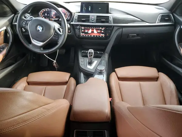WBA8D9G33HNU65802 2017 BMW 3ER - Image 8