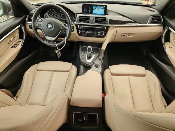 WBA8D9G33HNU66464 2017 BMW 3ER - Image 8