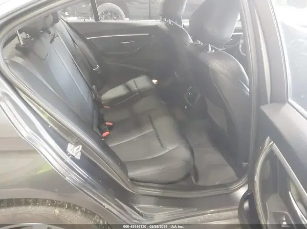 WBA8D9G34HNU61614 2017 BMW 3ER - Image 8