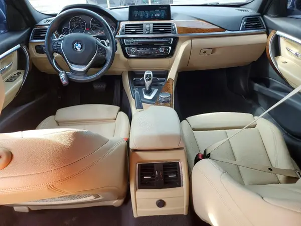 WBA8D9G34HNU63010 2017 BMW 3ER - Image 8