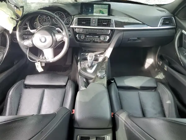 WBA8D9G35HNU62108 2017 BMW 3ER - Image 8