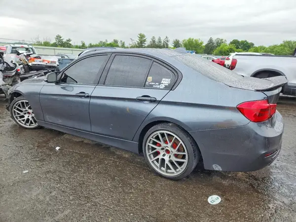 WBA8D9G36HNU64126 2017 BMW 3ER - Image 2