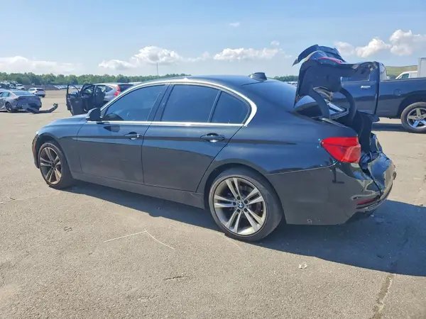 WBA8D9G36HNU65616 2017 BMW 3ER - Image 2