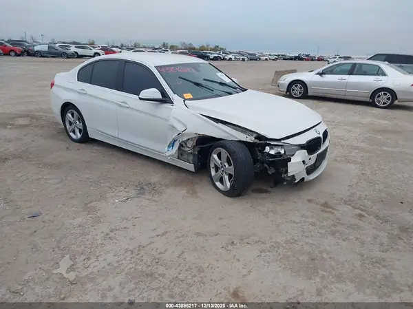WBA8D9G36HNU66295 2017 BMW 3ER - Image 1