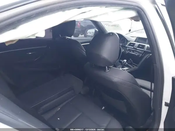 WBA8D9G36HNU66295 2017 BMW 3ER - Image 8