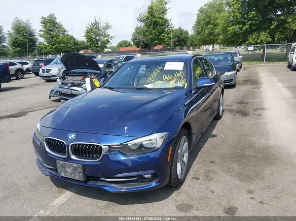 WBA8D9G37HNU61672 2017 BMW 3ER - Image 2