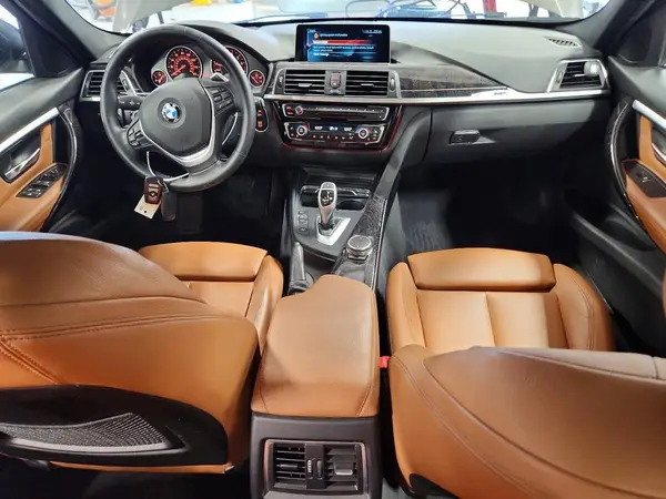 WBA8D9G37HNU61820 2017 BMW 3ER - Image 8