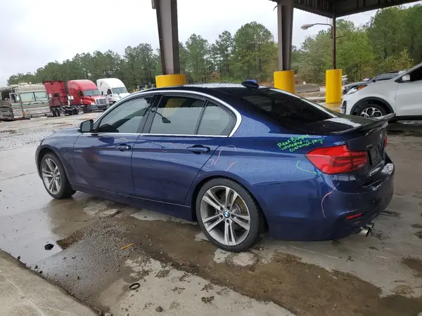WBA8D9G37HNU62000 2017 BMW 3ER - Image 2