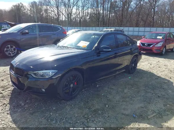 WBA8D9G37HNU62272 2017 BMW 3ER - Image 2
