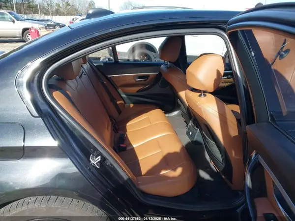 WBA8D9G37HNU62272 2017 BMW 3ER - Image 8