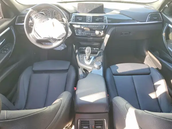 WBA8D9G37HNU65477 2017 BMW 3ER - Image 8