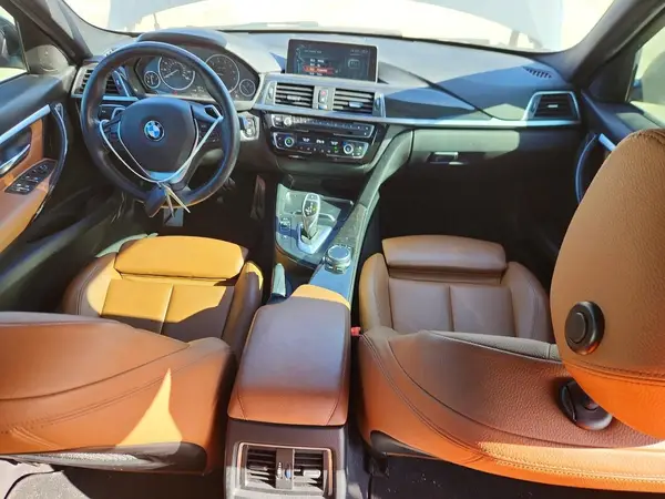WBA8D9G37HNU65740 2017 BMW 3ER - Image 8