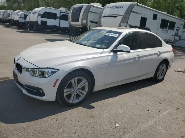 WBA8D9G38HNU61809 2017 BMW 3ER - Image 1