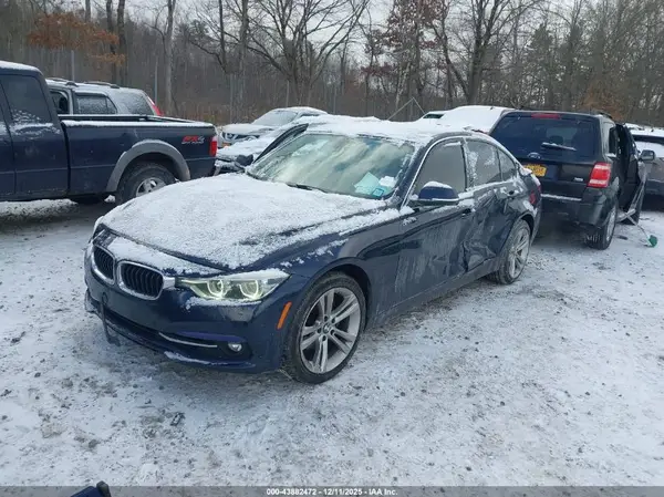 WBA8D9G38HNU61986 2017 BMW 3ER - Image 2