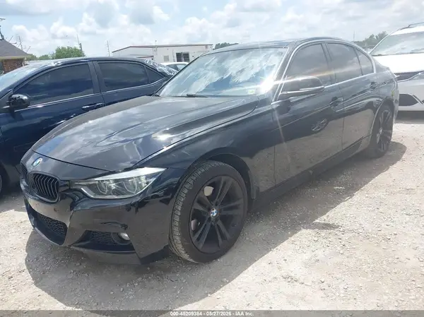 WBA8D9G38HNU64578 2017 BMW 3ER - Image 2