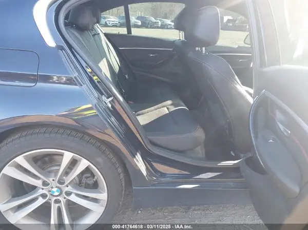 WBA8D9G39HNU61835 2017 BMW 3ER - Image 8