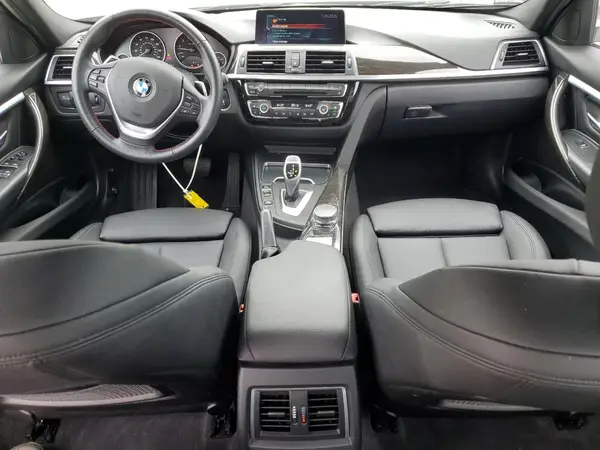 WBA8D9G39HNU63178 2017 BMW 3ER - Image 8