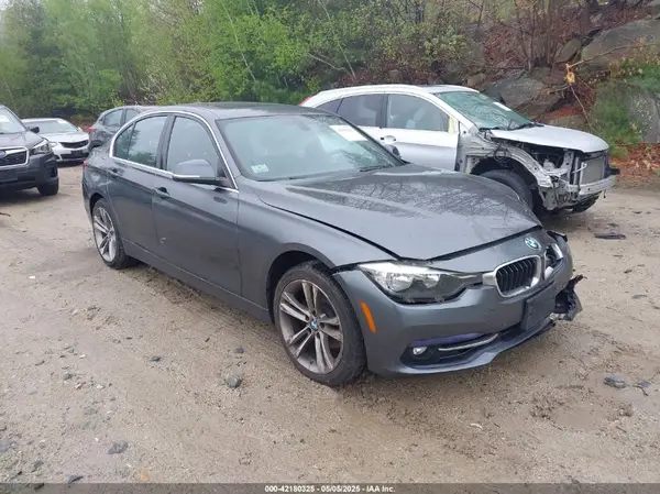 WBA8D9G39HNU64668 2017 BMW 3ER - Image 1